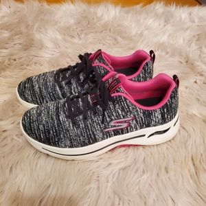 Skechers air foam sneakers